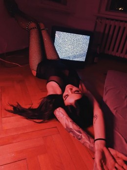 Karina - service Hair pulling